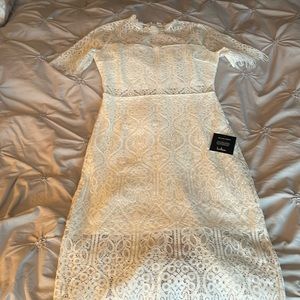 White lulus lacy cocktail dress . Size medium